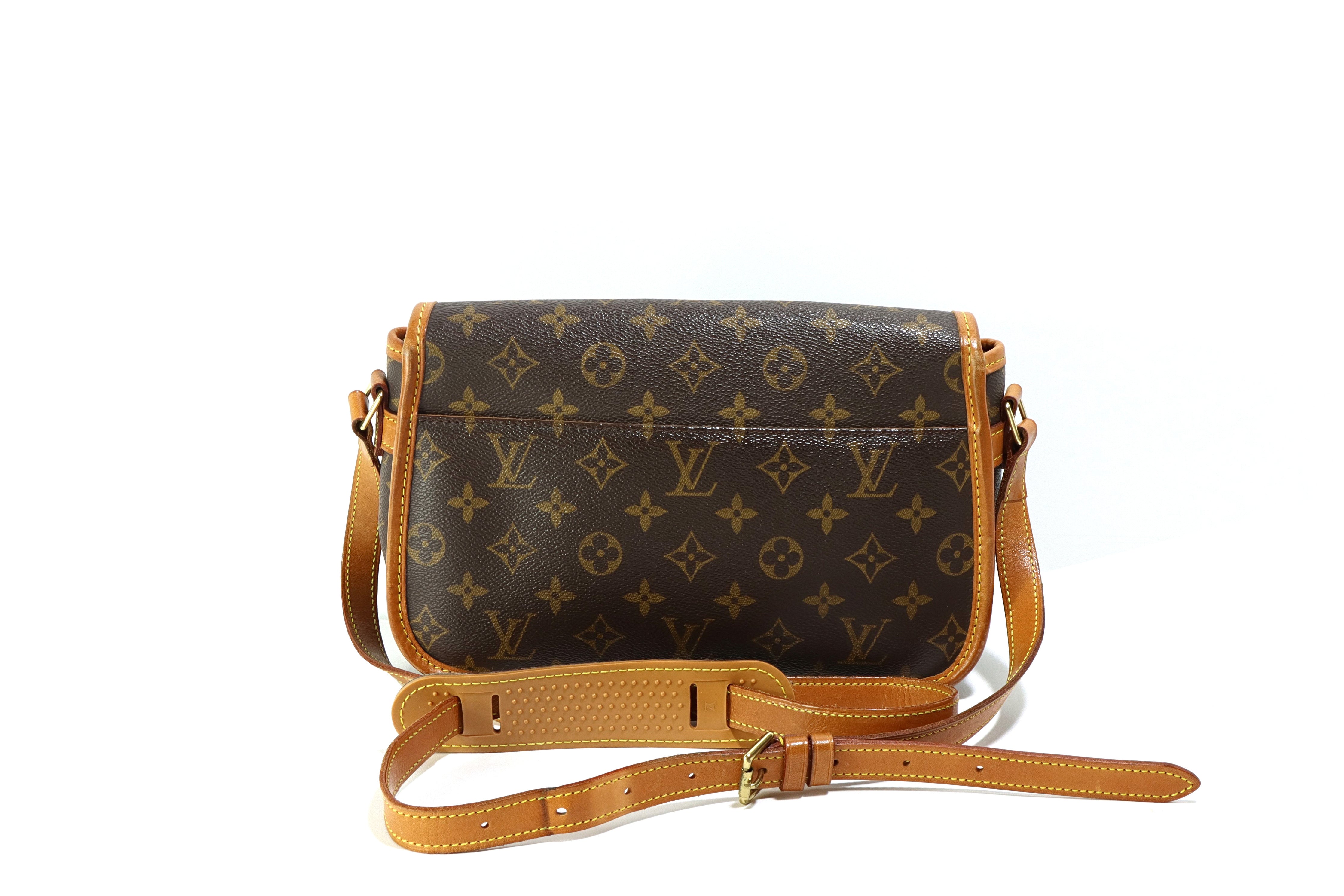 Louis Vuitton Sologne Handbag Monogram Canvas Brown 1694991