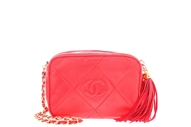 Vintage Chanel Red Diamond CC Camera Bag Small - Queen May