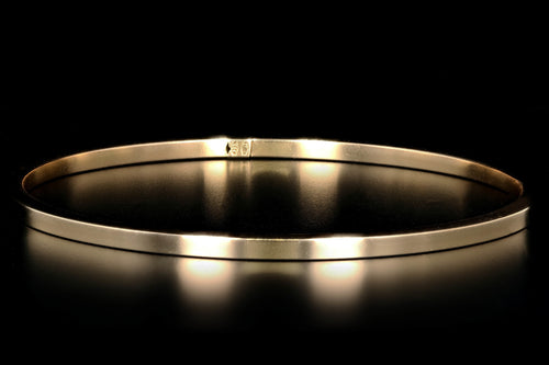 Modern 18K Yellow Gold Bangle - Queen May