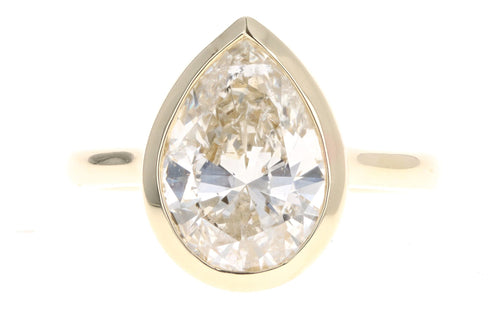 14K Yellow Gold 3.47 Carat Pear Cut Diamond Engagement Ring - Queen May