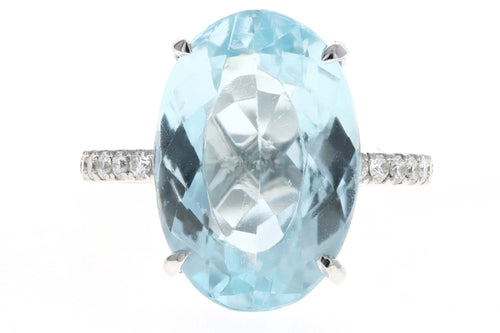 Platinum 14.0 Carat Oval Aquamarine & Diamond Ring - Queen May