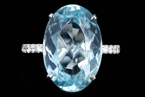 Platinum 14.0 Carat Oval Aquamarine & Diamond Ring - Queen May