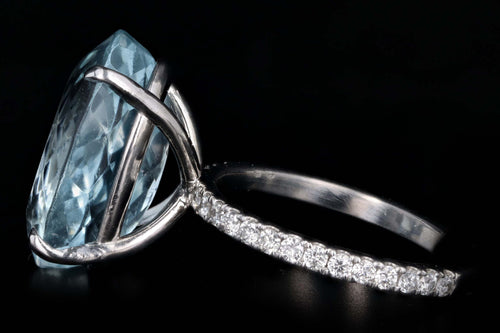 Platinum 14.0 Carat Oval Aquamarine & Diamond Ring - Queen May