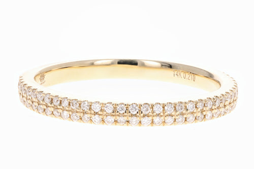 14K Gold Round Diamond Pave Stackable Wedding Band - Queen May