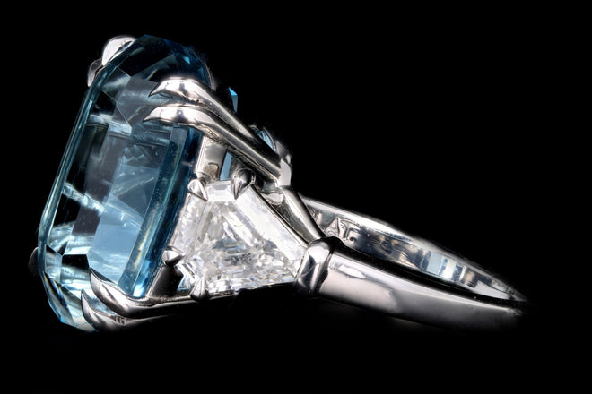 Modern Platinum 10.07 Carat Aquamarine and Diamond Ring GIA Certified - Queen May