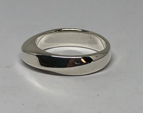 Tiffany & Co Sterling Silver 1999 Twist Dome Band Ring Size 8.25 - Queen May