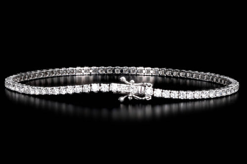 14K White Gold 2.75 Carat Total Weight Round Brilliant Diamond Tennis Bracelet - Queen May
