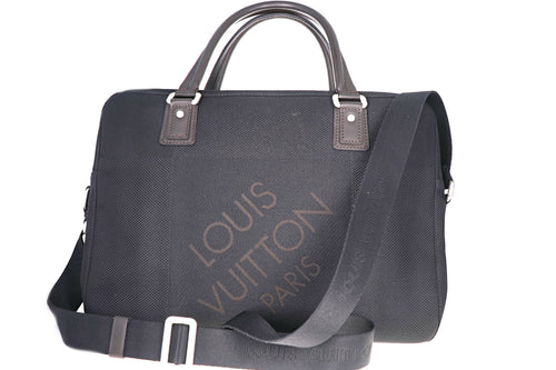 Louis Vuitton Damier Geant Associe PM - Queen May