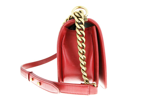 Chanel Medium Boy Bag Red - Queen May