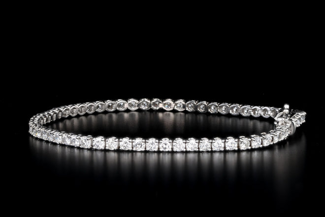 14K White Gold 3.1 Carat Total Weight Round Diamond Tennis Bracelet - Queen May