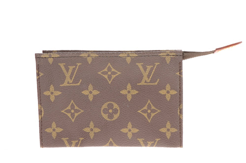 Louis Vuitton – Louis Vuitton Toiletry Pouch 15 Monogram – Queen