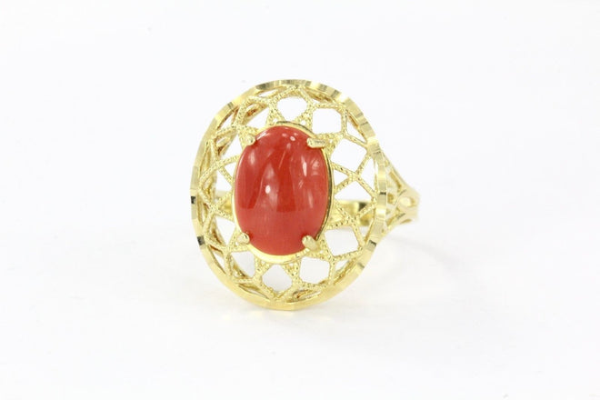 Vintage 18K Gold Mediterranean Red Coral Naples Italy Ring - Queen May