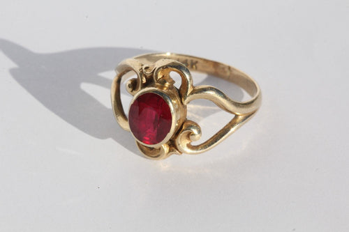 Vintage 14K Gold & Ruby Rocco Scroll Ring - Queen May