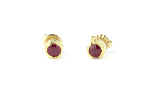 Vintage Pair of 18K Gold Ruby Earring Studs 1/2 CTW - Queen May