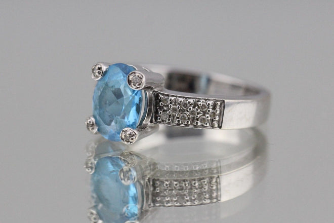 Vintage 14K White Gold Diamond & Blue Topaz Ring w/ Diamond Prongs - Queen May