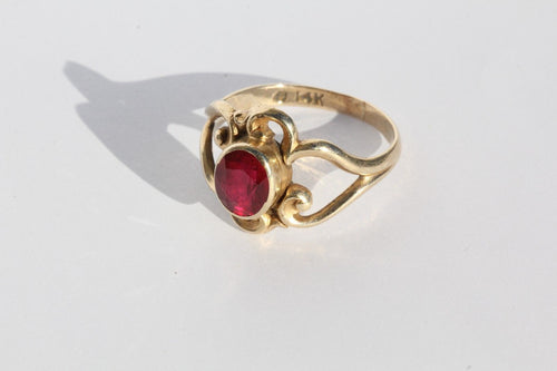 Vintage 14K Gold & Ruby Rocco Scroll Ring - Queen May