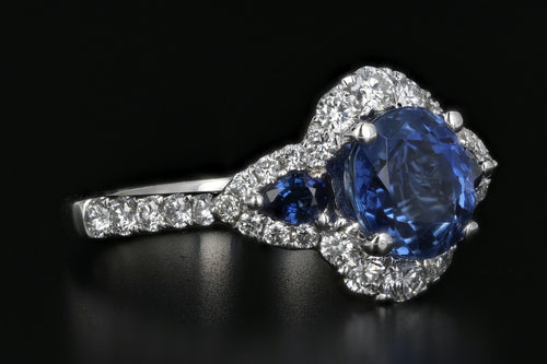 Modern 14K White Gold 2.12 Carat Ceylon Sapphire and Diamond Ring GIA Certified - Queen May