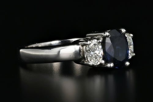 Modern Platinum 1.5 Carat Natural Sapphire and Diamond Ring - Queen May