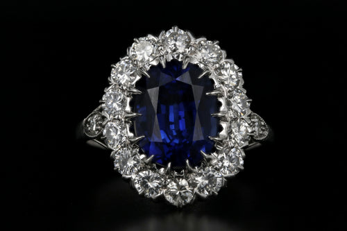 Modern Platinum 4.09 Carat Natural Madagascar Royal Blue Sapphire and Diamond Ring GIA Certified - Queen May