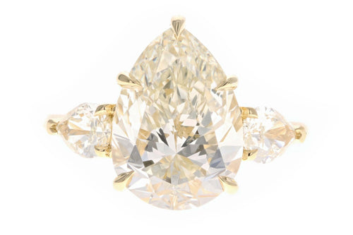 18K Yellow Gold 5.06 Carat Pear Cut Diamond Engagement Ring GIA Certified - Queen May