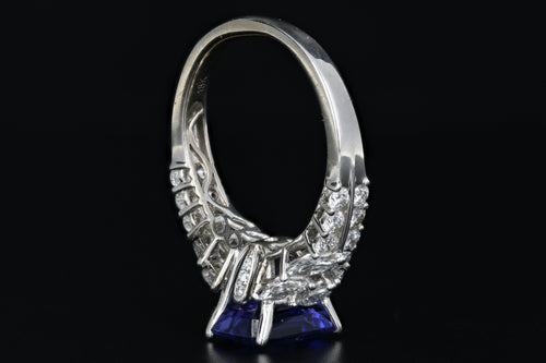 Modern 18K White Gold 3.1 Carat Tanzanite and Diamond Ring - Queen May